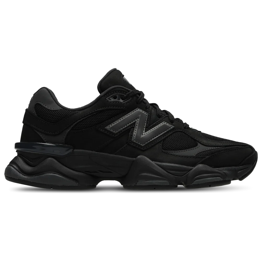 Sneakers - New Balance 9060 Triple Black